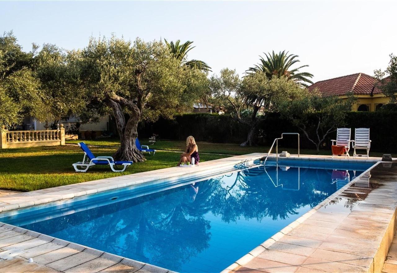 Villa With Great Pool Dog Friendly Вінарос Екстер'єр фото